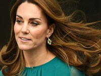 B. Lenoir Shutterstock_Kate Middleton_Katrīna Midltone.jpg