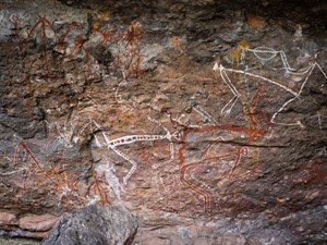 Shutterstock_2674291107_aboriginal hand painting_aborigēnu roku glezna.jpg