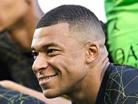 Victor Velter Shutterstock_Kylian Mbappe_Kilians Mbapē.jpg