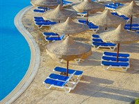 shutterstock_2704983891_view from the window of the hotel in Egypt_skats pa logu Ēģiptes hotelī.jpg