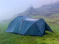 Shutterstock_1654087414_tent_telts.jpg