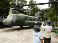Zoltan Tarlacz Shutterstock_old army helicopter_vecs armijas helikopters.jpg