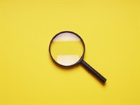 Shutterstock_1205326738_magnifying glass_palielināmais stikls.jpg