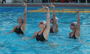 21 Synchronized_swimming_-_Russian_team.jpg