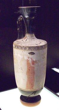 320px-White-ground_lekythos_Achilles_Painter_(M.A.N._11189)_01.jpg