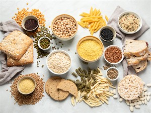 shutterstock_2137470779_high carbs food_pārtika ar augstu ogļhidrātu saturu.jpg