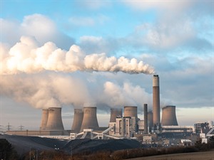 shutterstock_2252639667_Coal power station_Ogļu elektrostacija.jpg
