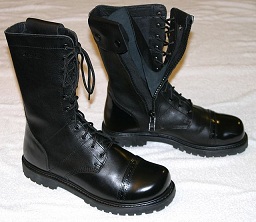 53 640px-Bates_enforcer_paratrooper_boots.jpg