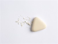 Shutterstock_2258449529_rubber triangle_gumijas trīsstūris.jpg