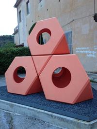 Octetra_di_Isamu_Noguchi._Spoleto.jpg
