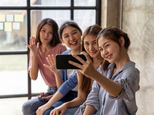 Shutterstock_2223165837_asian womans_āzījas sievietes.jpg