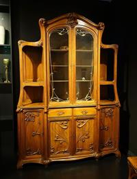 267 httpscommons.wikimedia.orgwikiFileFamily_dining_room_vitrine,_designed_by_Eugene_Gaillard,_maker_unknown,_Paris,_1899-1900_-_Br%C3%B6han_Museum,_Berlin_-_DSC03914.JPG.JPG