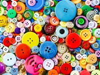 shutterstock_2006042687_buttons_pogas.jpg