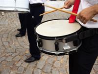 Shutterstock_1699007419_drum player_bungu spēlētājs.jpg