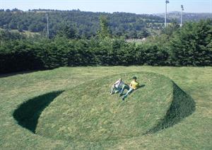 421 httpscommons.wikimedia.orgwikiFileRound_Balance_-Tanya_Preminger_2008_France_environmental_art.jpg.jpg