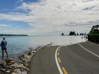 shutterstock_1709550397_Global Warming Sea Levels rising_Globālā sasilšana un jūras līmeņa celšanās.jpg