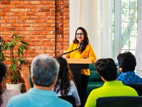 shutterstock_2603449777_life coach_personīgās izaugsmes konsultants.jpg