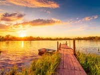 shutterstock_2371761201_summer_vasara.jpg