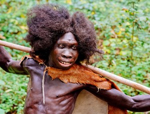 WIKI_20252008_Homo-erectus_Turkana-Boy_(Ausschnitt)_Fundort_Nariokotome,_Kenia,_Rekonstruktion_im_Neanderthal_Museum.jpg
