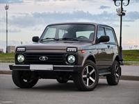 Showtime.photo Shutterstock_car_mašīna.jpg