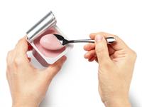 Shutterstock_2495414737_ yogurt_jogurts.jpg