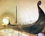 300px-Viking_ship.jpg