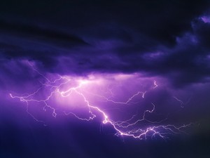 shutterstock_2626039011_lightning_zibens.jpg