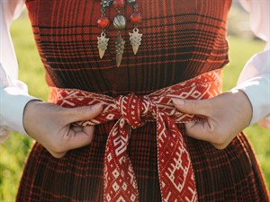 shutterstock_1395539987_latvian traditional Lielvardes belt_latviešu tradicionālā Lielvārdes josta.jpg