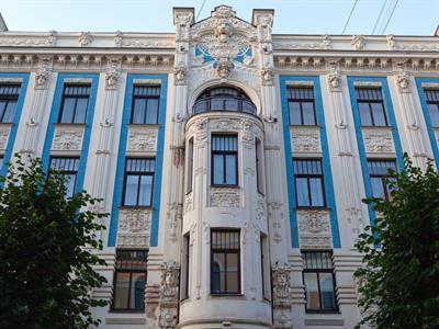 Vladislav Mavrin Shutterstock.jpg