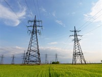 Shutterstock_1909314799_electric poles_elektrības stabi.jpg