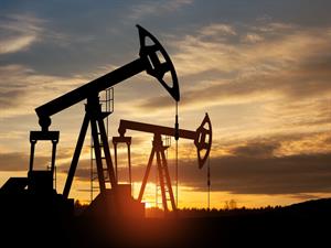 Shutterstock_2283367131_oil extraction_naftas iegūšana.jpg