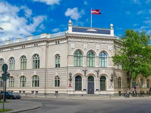 Latvijas banka2 - Sindii Shutterstock.jpg