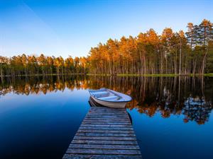 shutterstock_2313737705_lake_ezers.jpg