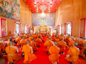 Ekachai prasertkaew Shutterstock_Buddhist monks_Budistu mūki.jpg