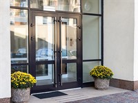 shutterstock_2491777969_front door_galvenā ieeja.jpg