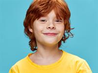 Shutterstock_1800161911_redhead boy_ruds zēns (1).jpg