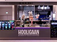 Tanya Keisha Shutterstock_bubble tea cafe in Riga_burbuļtējas kafejnīca Rīgā.jpg