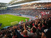 katatonia82 Shutterstock_football supporters_futbola atbalstītāji.jpg