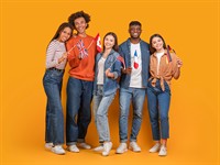 shutterstock_2471713231_people from different countries_cilvēki no dažādām valstīm.jpg