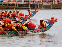 Shutterstock_2309889207_dragon boat Festival in Taiwan_pūķa laivas festivāls Taivānā.jpg