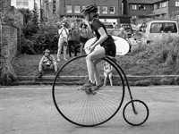 Sue Burton Photography Shutterstock_vintage bicycle ride_veco laiku velosipēds.jpg