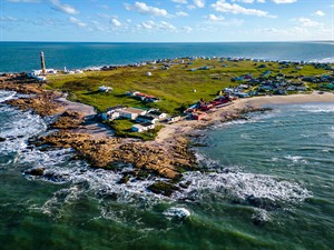 shutterstock_2349223257_Cabo polonio Uruguay_Kabo Polonio Urugvajā.jpg