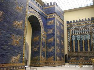 ishtar-gate-pergamon-museum1.jpg