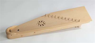 Kokle2 baltharmonia.lv.png