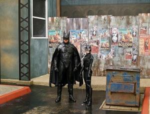 789px-Batman_and_Catwoman_-_Movie_World.jpg
