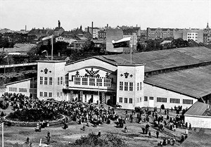 WIKI_08092026_V_Vispārējie_latviešu_Dziesmu_svētku_ēka.jpg