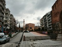 Papadimitriou kostas Shutterstock_Rotunda monument in Greece on cloudy day_Galerija Rotunda Grieķijā mākoņainā dienā.jpg