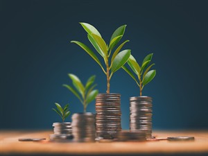 shutterstock_2479627507_economic growth_ekonomiskā izaugsme.jpg