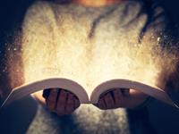 Shutterstock_597317402_dusty book_putekļaina grāmata.jpg