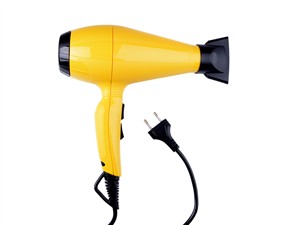 shutterstock_344915027_hairdryer_matu_fēns.jpg